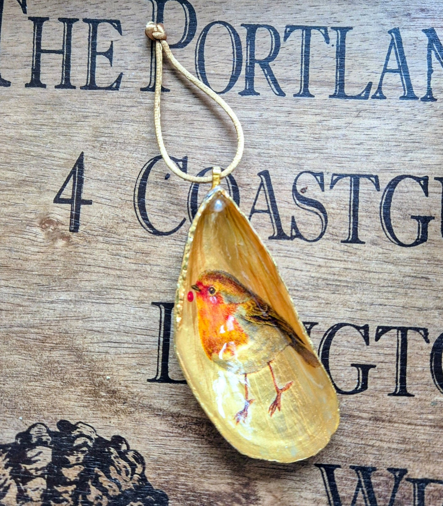 Mussel Shell Christmas Tree Decoration and Gift Box.