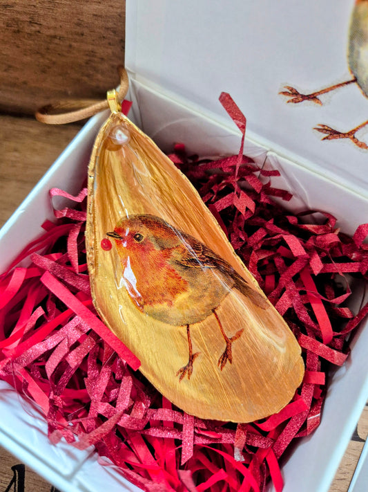 Mussel Shell Christmas Tree Decoration and Gift Box.
